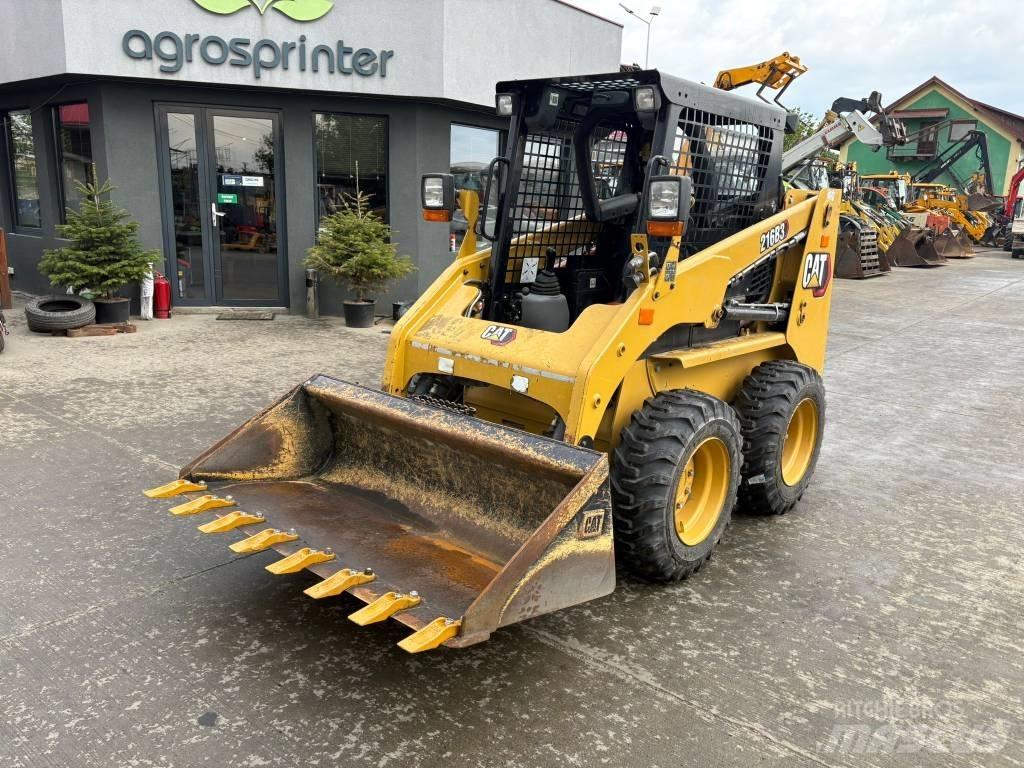 CAT 216 B 3 Schrankladers