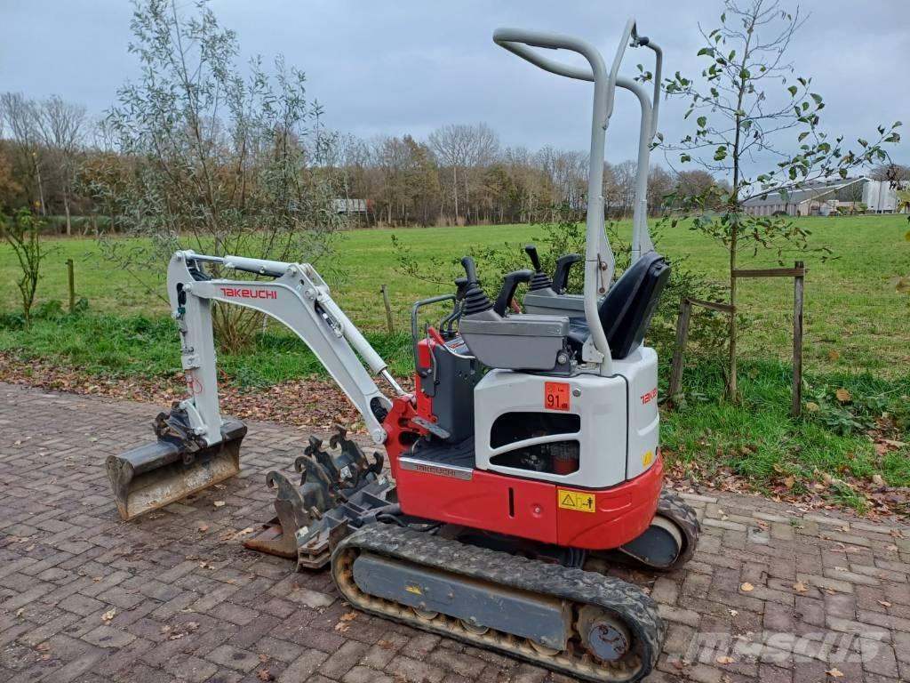 Takeuchi TB 210 R Minigraafmachines < 7t