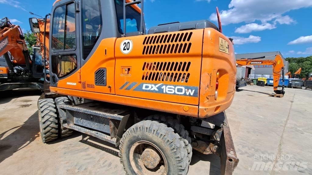 Doosan DX 160 W-3 Wielgraafmachines