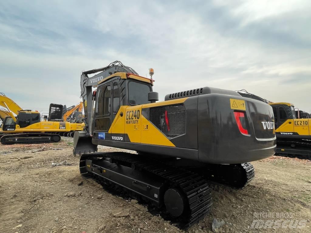 Volvo 240 Rupsgraafmachines