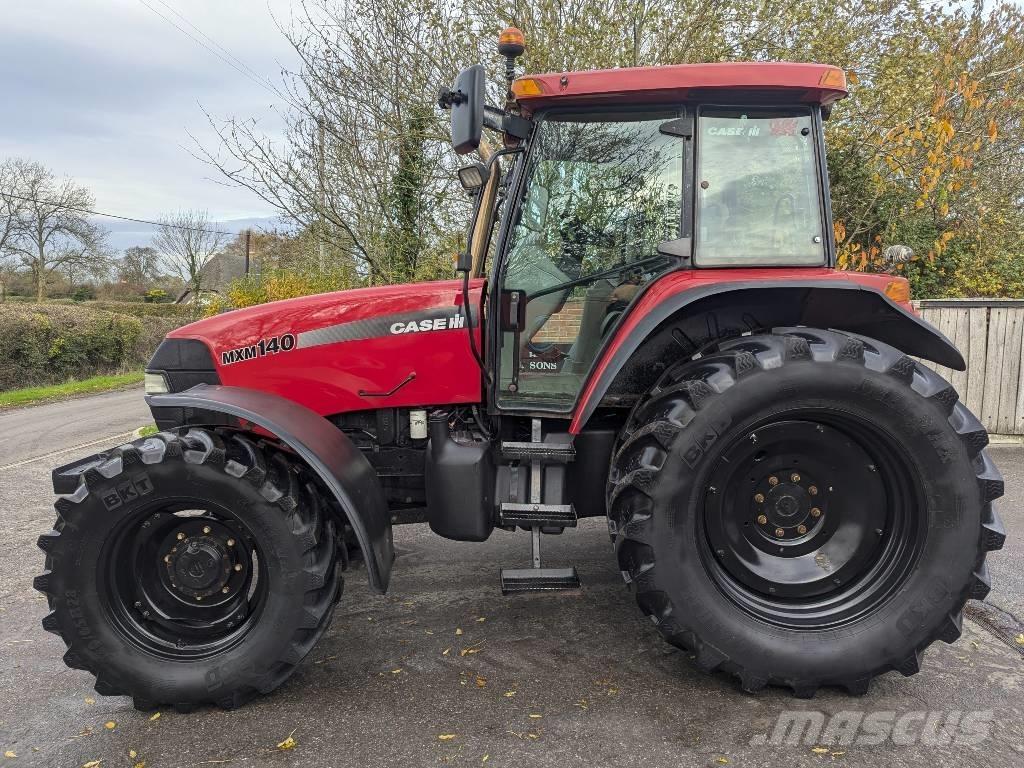 Case IH MXM 140 Tractoren