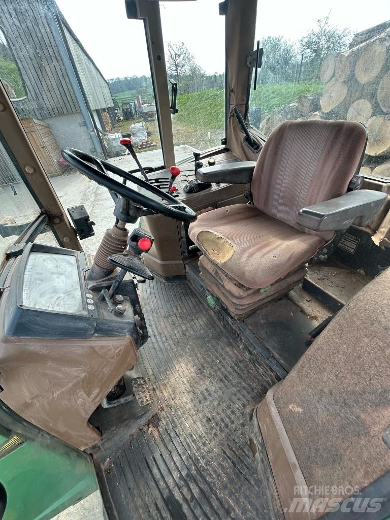 John Deere 6400 Compacttrekkers