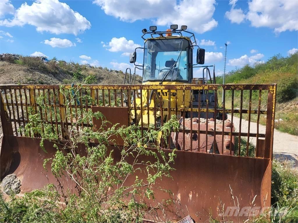 Komatsu WF 450T-3 Bouw - Overige