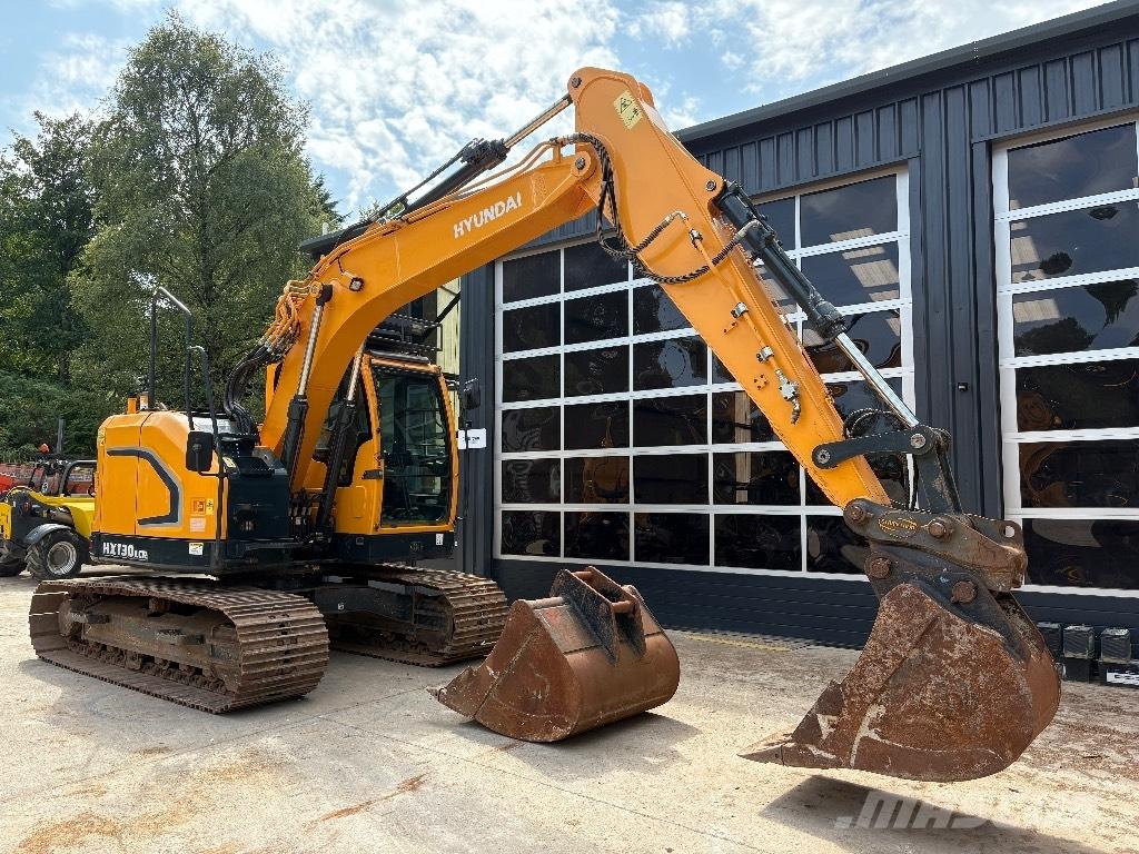 Hyundai HX 130 Rupsgraafmachines