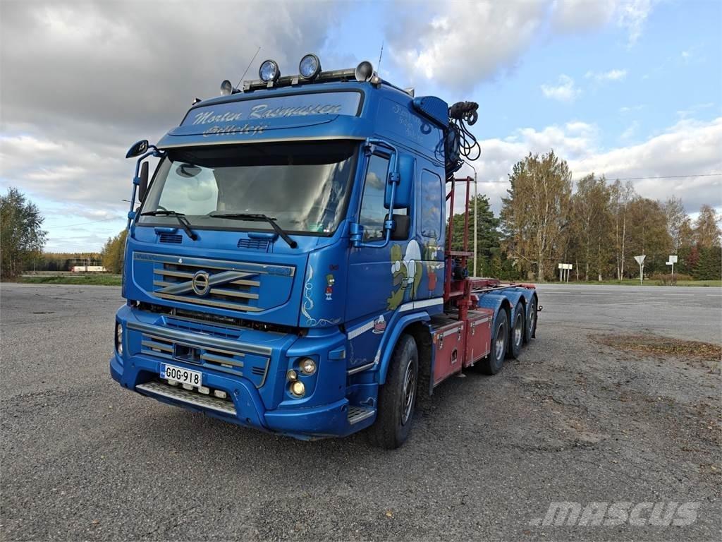 Volvo FMX Vlakke laadvloer met kraan