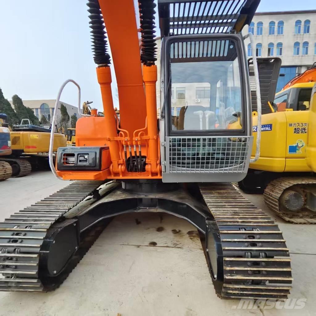 Hitachi EX 120 Midigraafmachines 7t - 12t