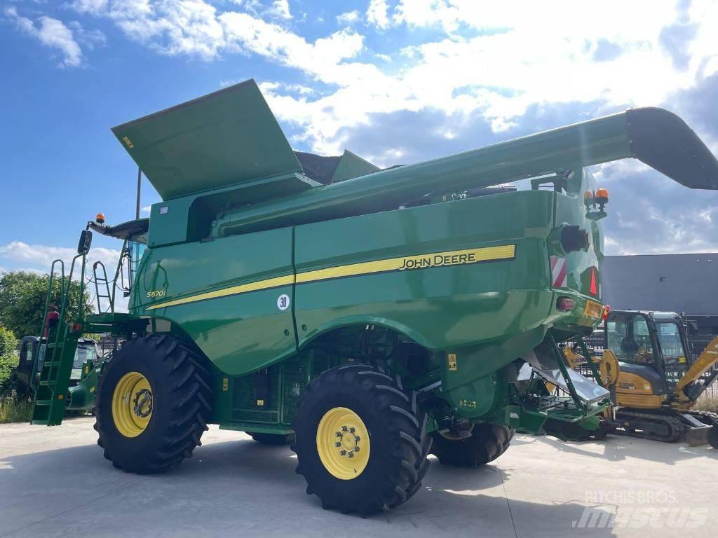 John Deere S670 4x4 Maaidorsmachines