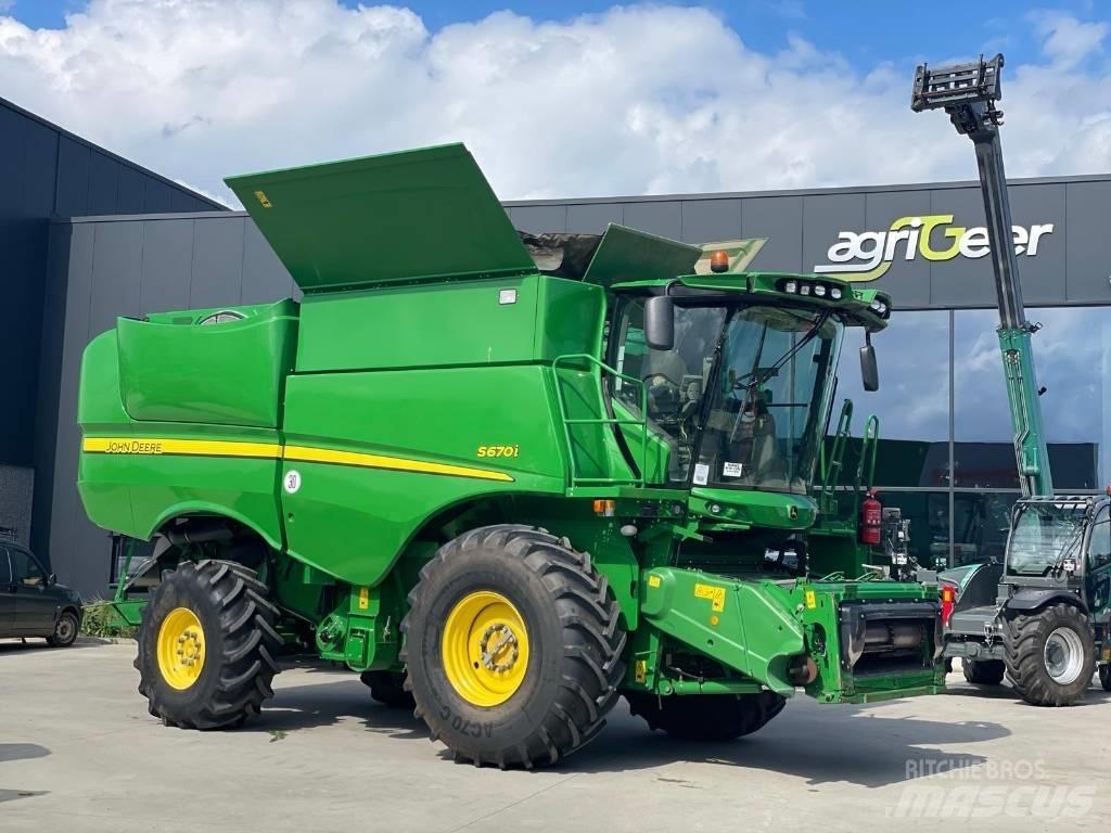 John Deere S670 4x4 Maaidorsmachines