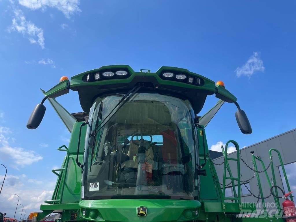 John Deere S670 4x4 Maaidorsmachines