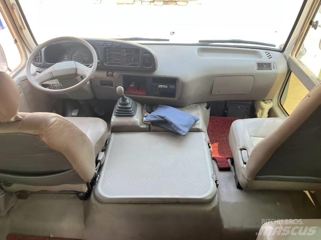 Toyota Coaster Intercitybussen