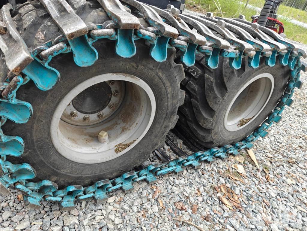 Komatsu 901 XC Harvesters