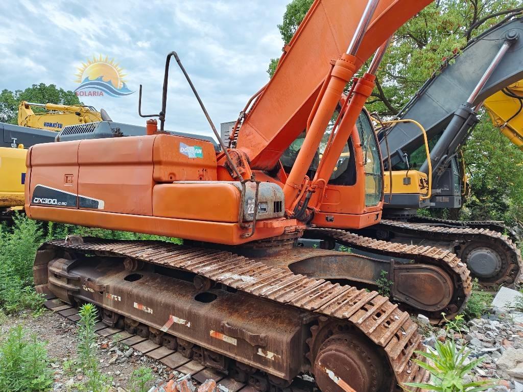 Doosan DX 300 LC Rupsgraafmachines