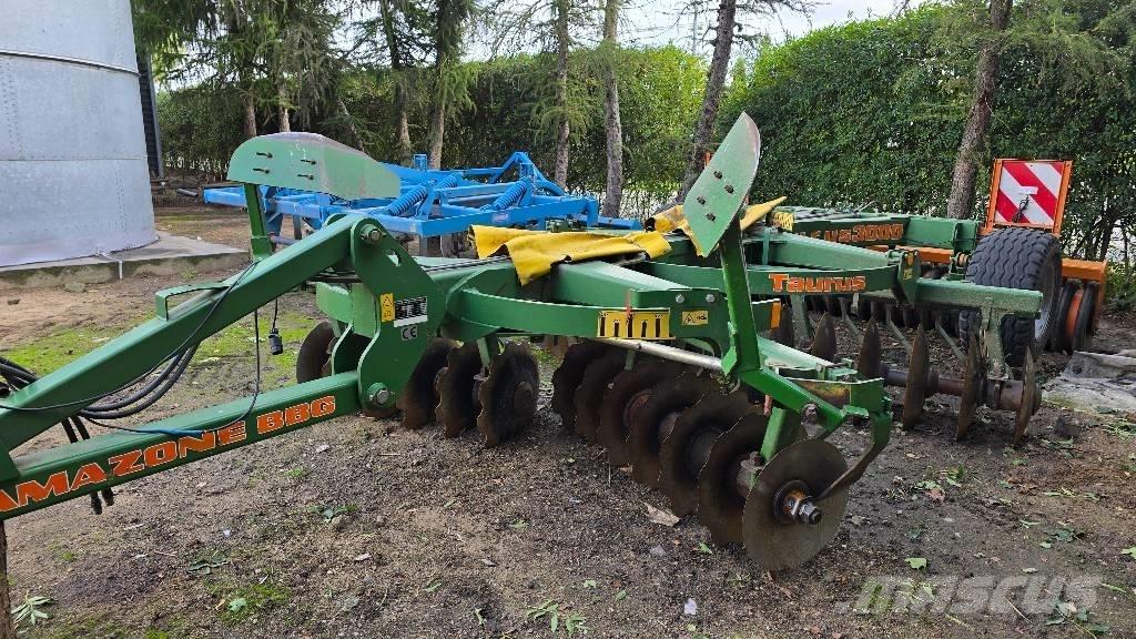 Amazone Taurus 3000 Schijveneggen