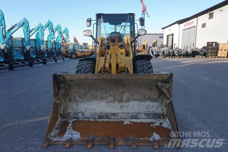 CAT 906 M Wielladers