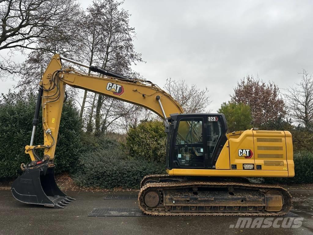 CAT 323 Rupsgraafmachines