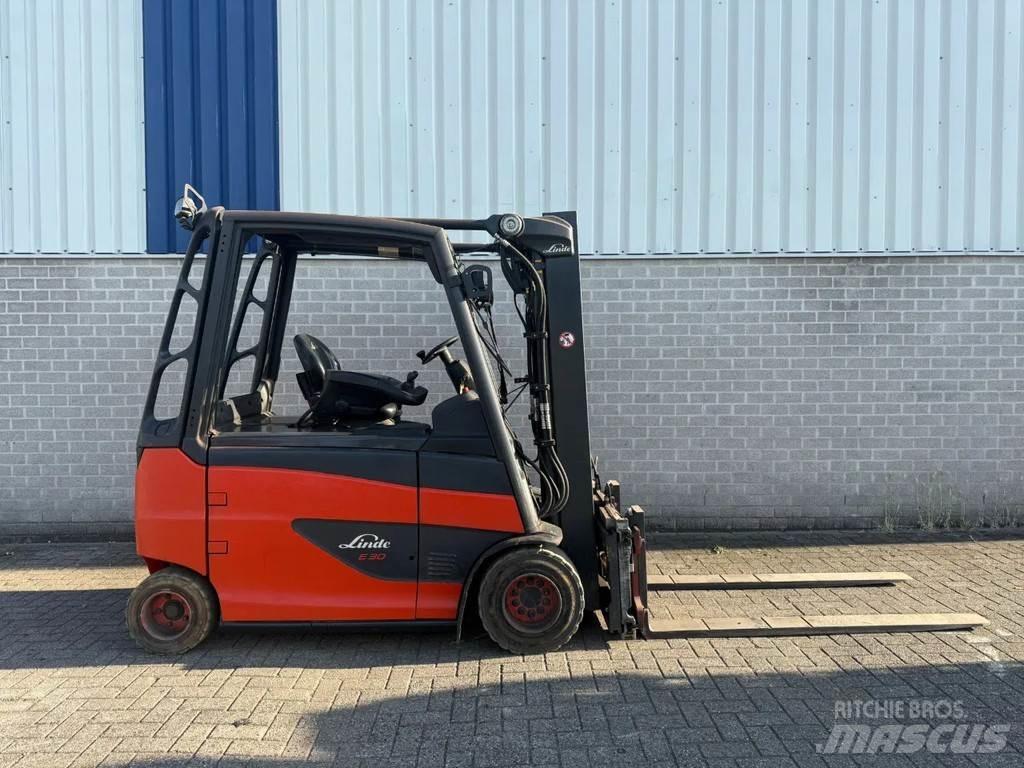Linde E30HL-01/600 Elektrische heftrucks