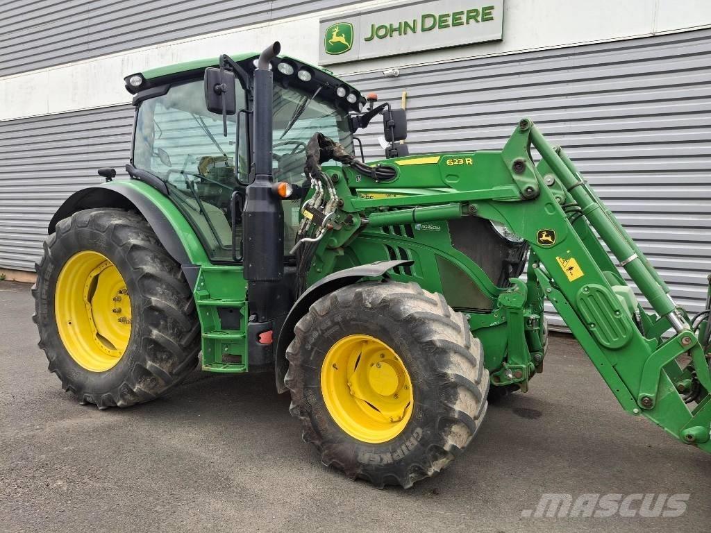 John Deere 6130R Tractoren