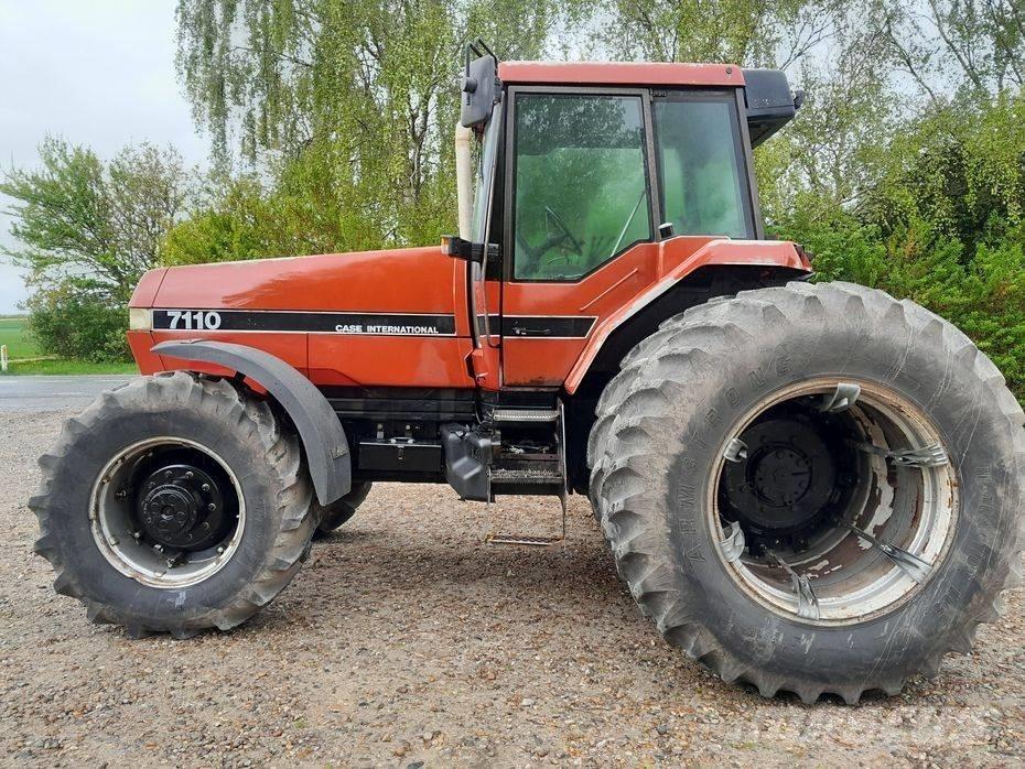 Case IH Magnum 7110 Tractoren
