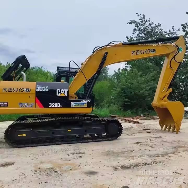 CAT 320 D2 Rupsgraafmachines