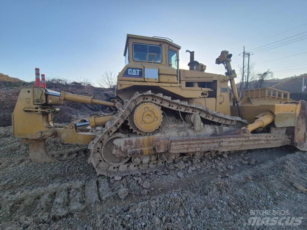 CAT D 9 N Rupsdozers