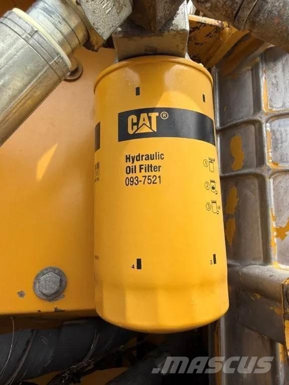 CAT 320CL Rupsgraafmachines