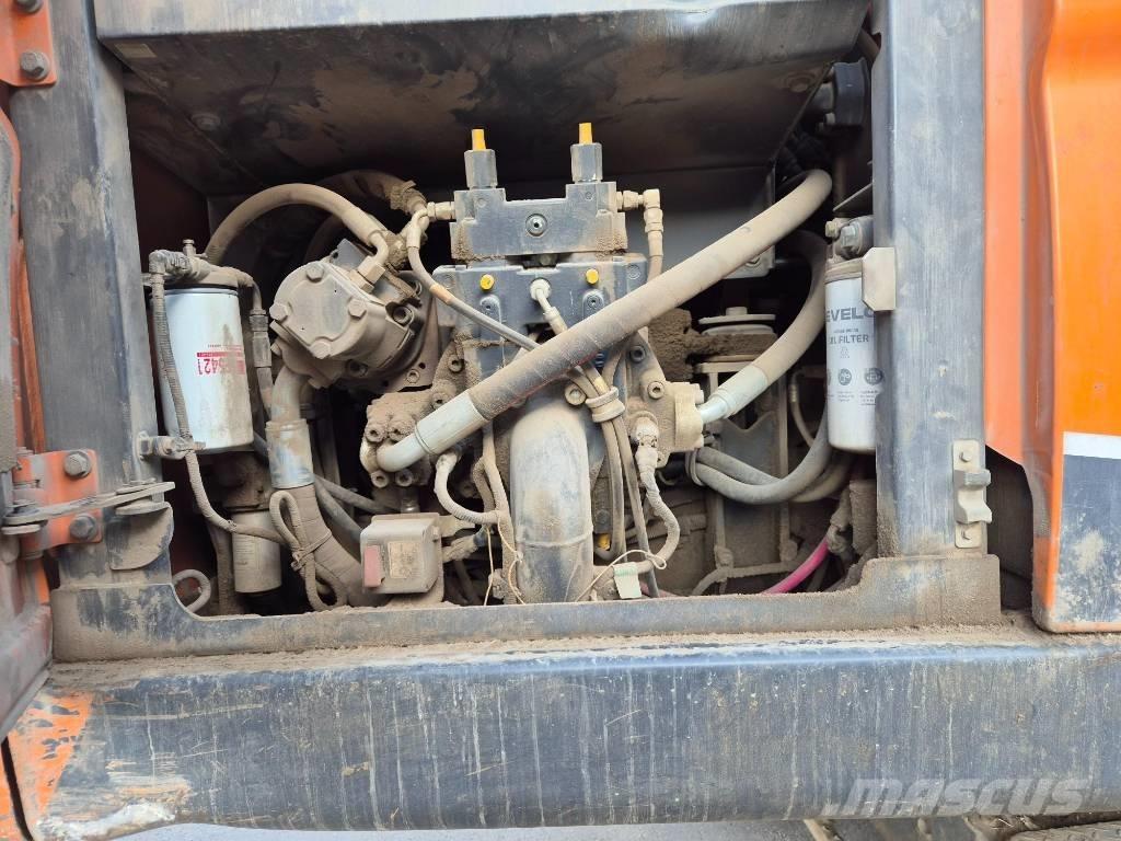 Doosan DX 210 W Wielgraafmachines