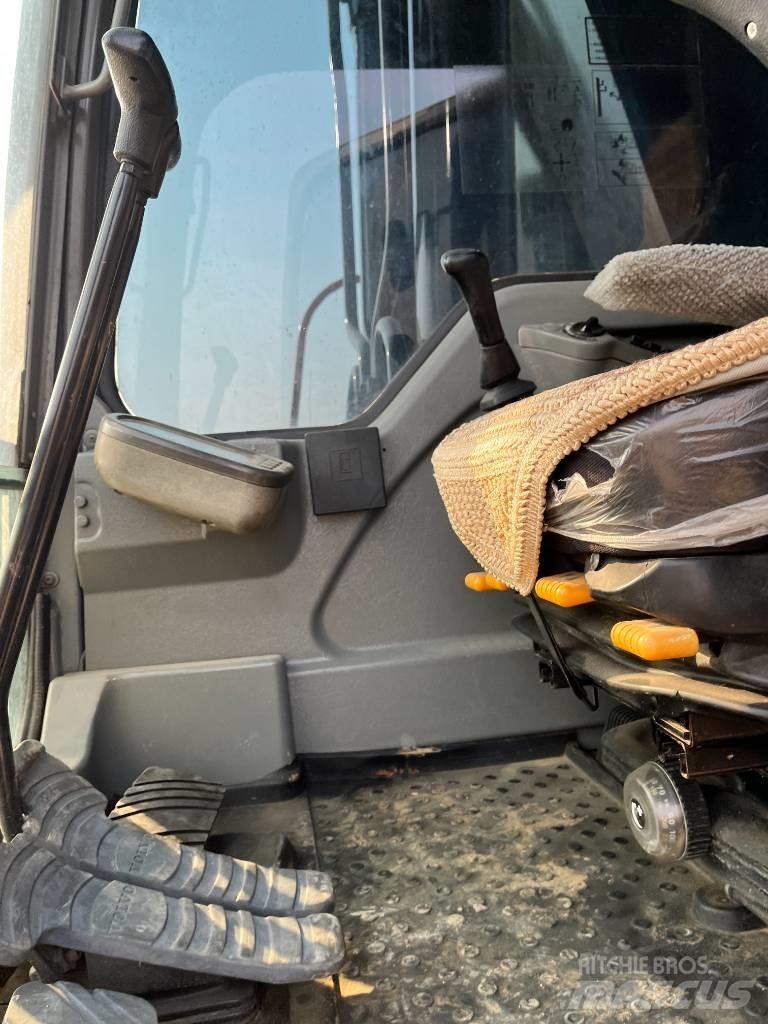 Volvo 290 Rupsgraafmachines