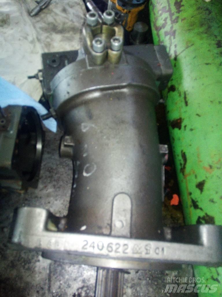 O&K RH 9 LC Hydraulics