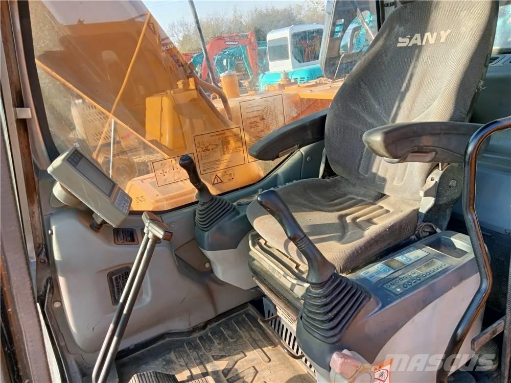 Sany SY135C Rupsgraafmachines