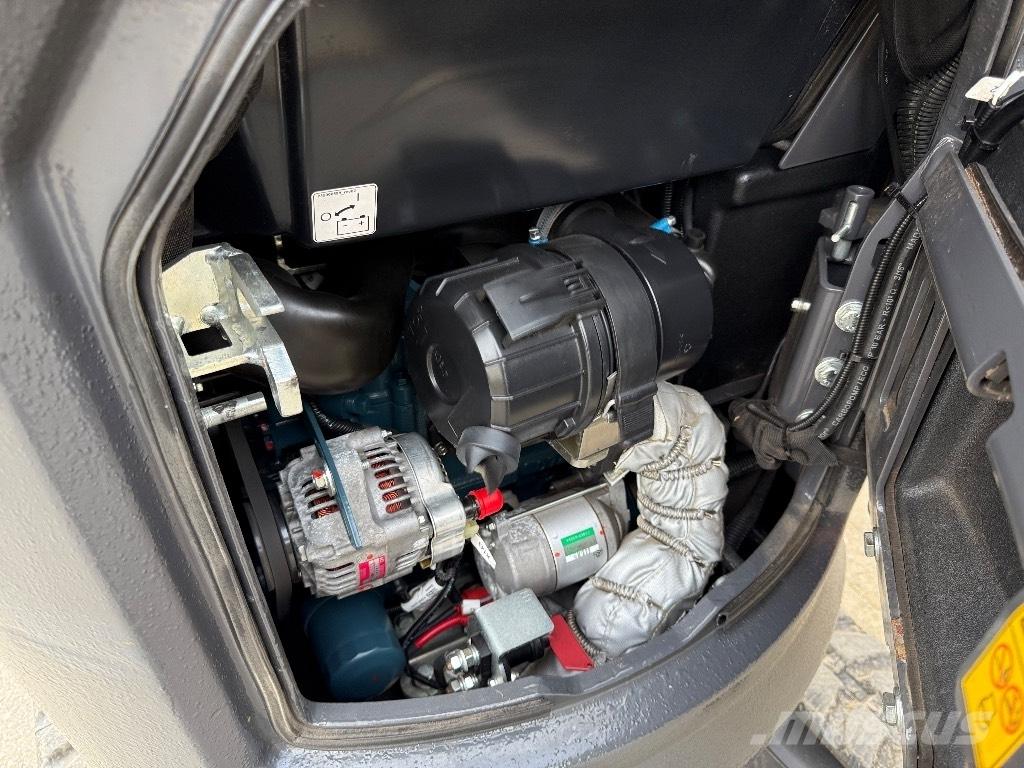 CASE CX 12 D Minigraafmachines < 7t