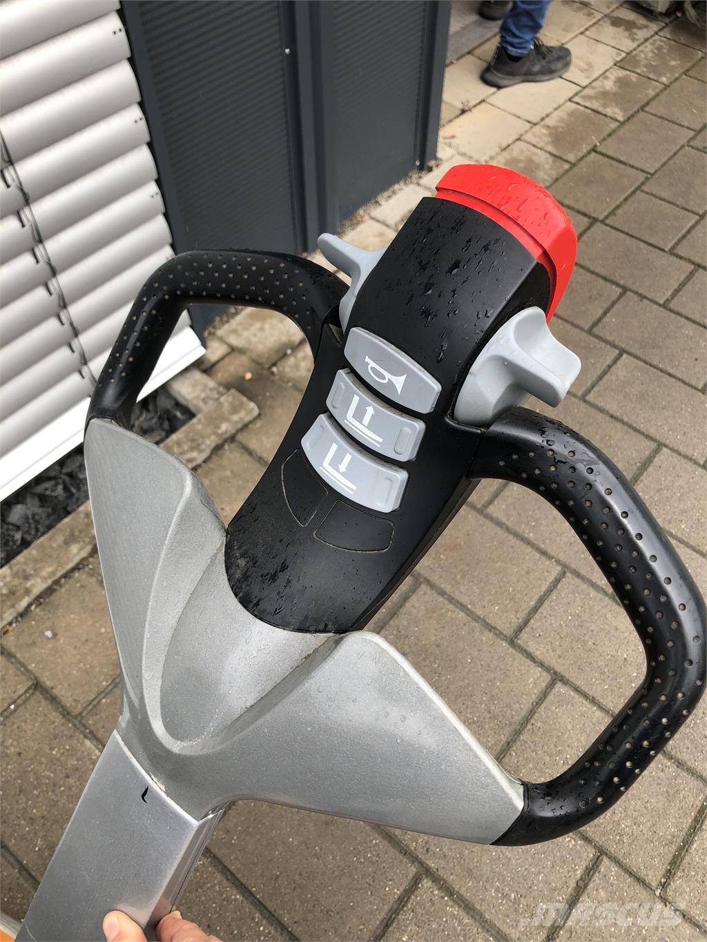 Still EXU16 Meeloop stapelaar