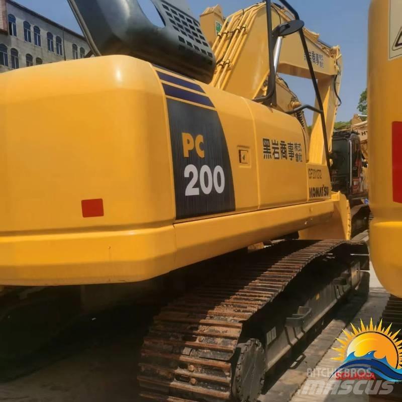 Komatsu PC 200-8 Rupsgraafmachines