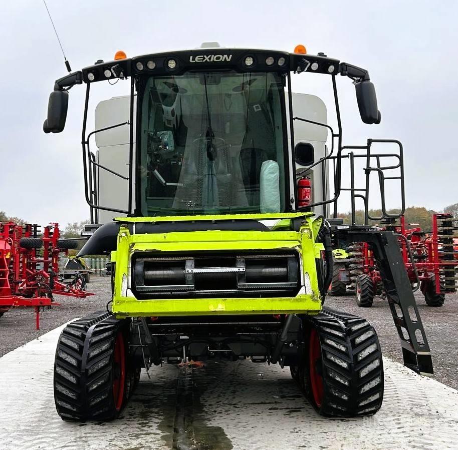 CLAAS Lexion 8900 TT Maaidorsmachines