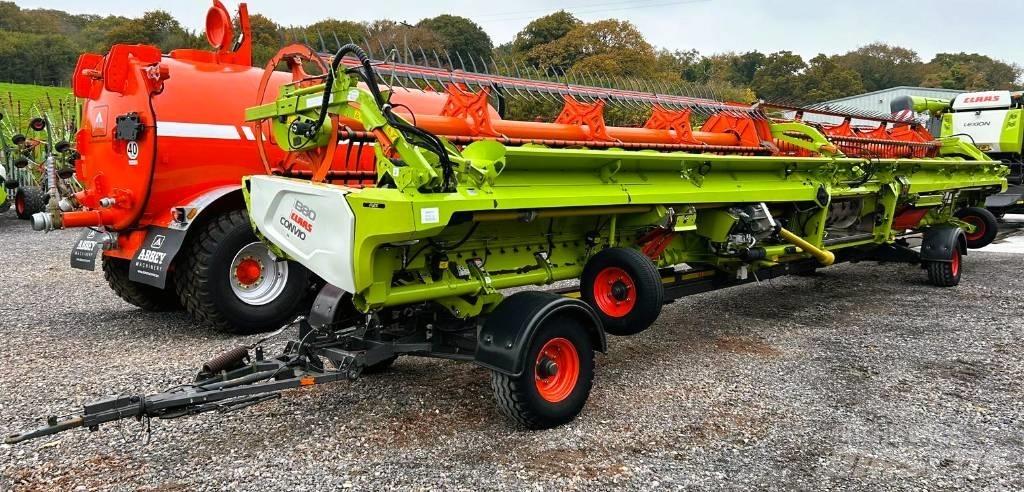 CLAAS Lexion 8900 TT Maaidorsmachines
