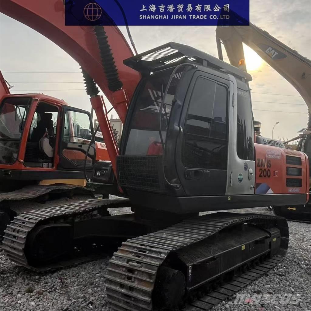 Hitachi ZX 200 Rupsgraafmachines