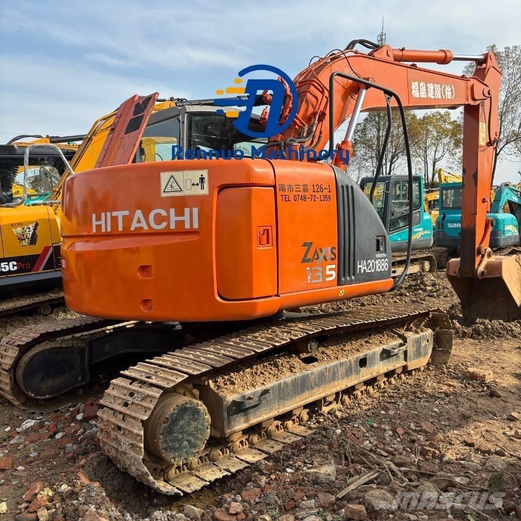 Hitachi ZX 135 US Rupsgraafmachines