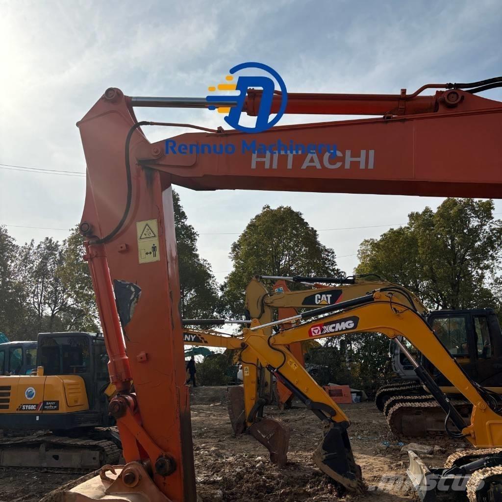 Hitachi ZX 135 US Rupsgraafmachines