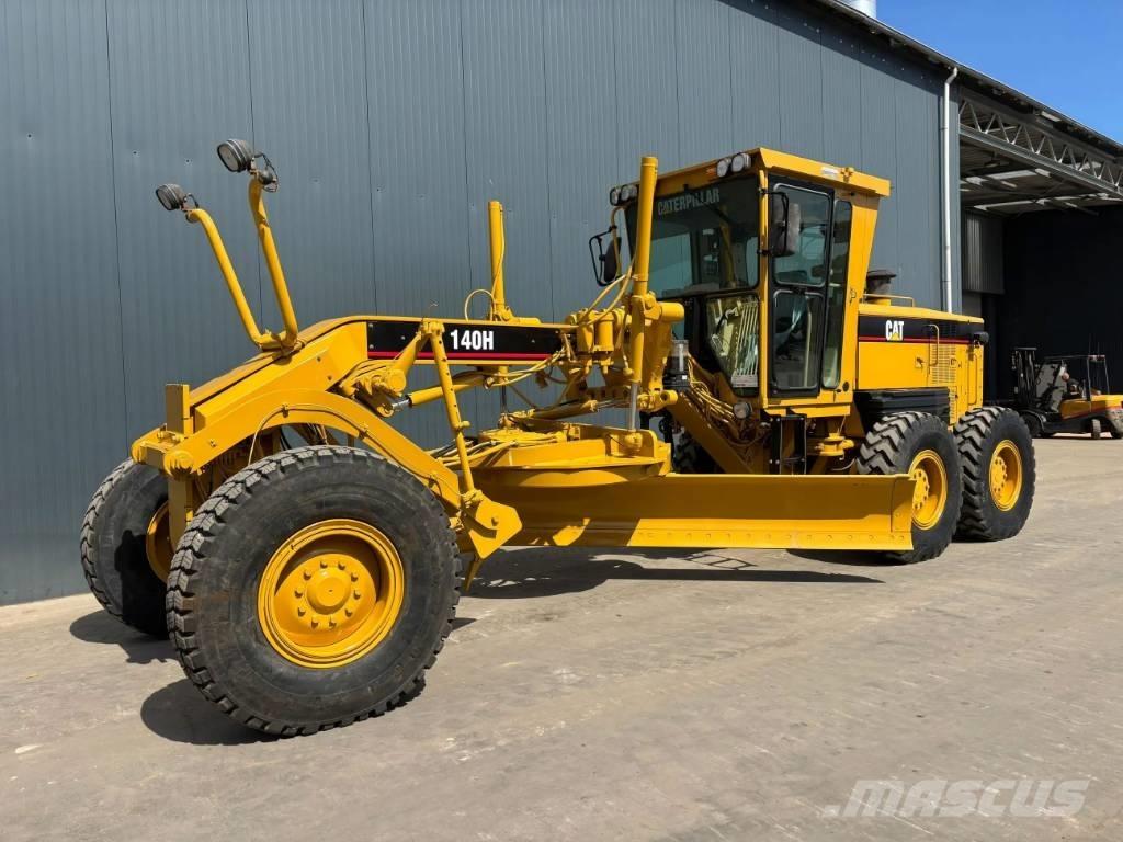 CAT 140H Graders