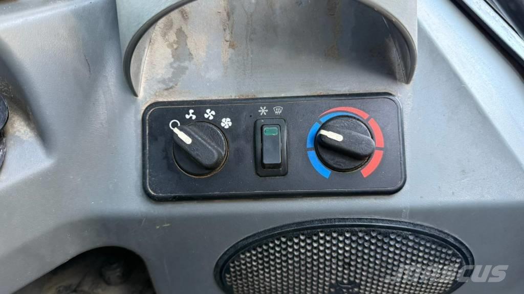 Bobcat T 590 Schrankladers