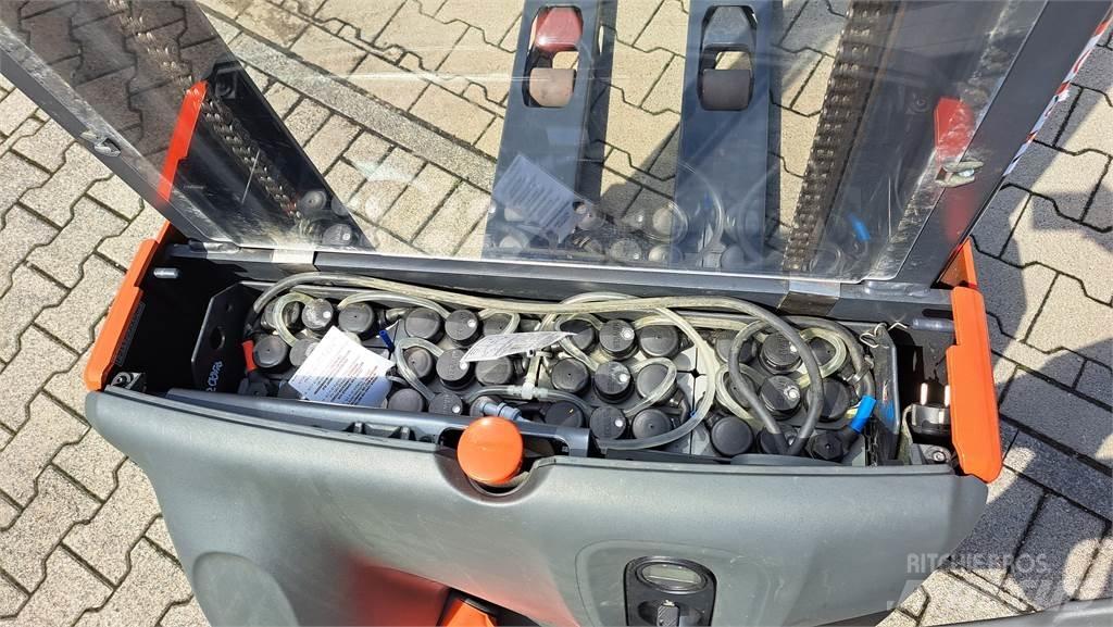 Linde L12- BR1172 Meeloop stapelaar