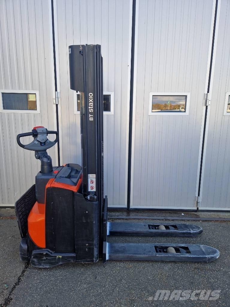 BT SWE 120 L.  57 tim Meeloop stapelaar