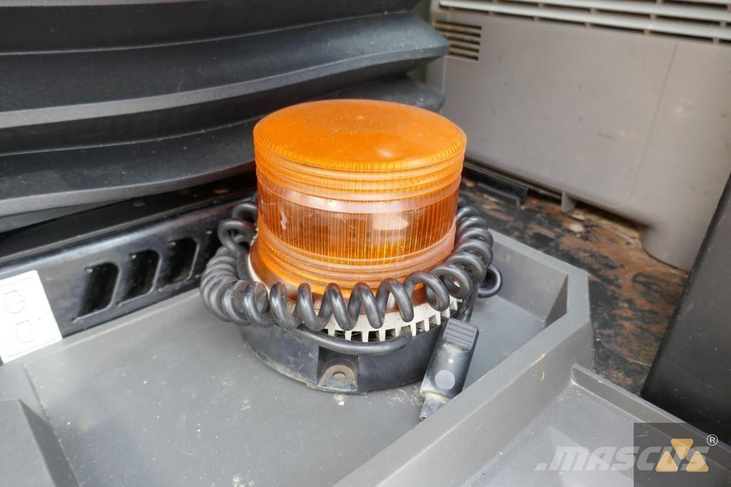 CAT 320 Rupsgraafmachines