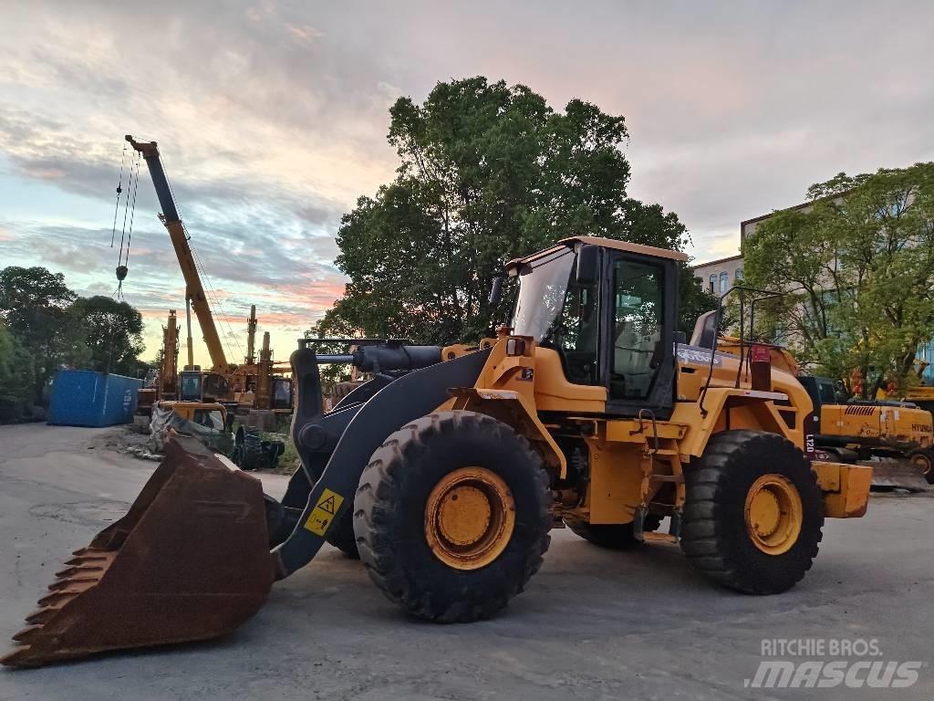 Volvo L 120 Wielladers