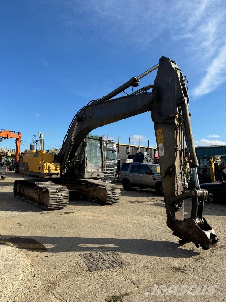 Volvo EC 220 DL Rupsgraafmachines