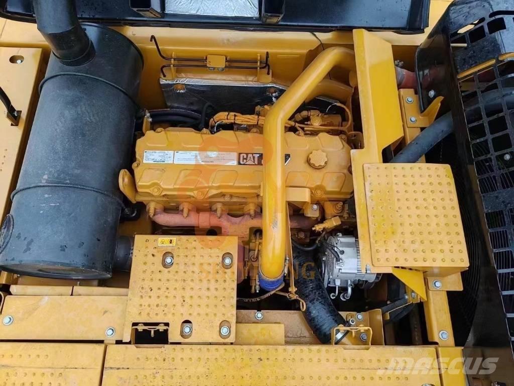 CAT 330 D2 Rupsgraafmachines
