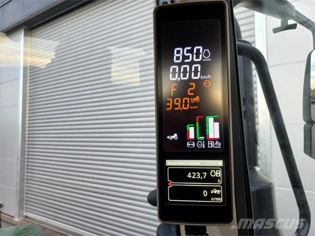 John Deere 6120M Tractoren