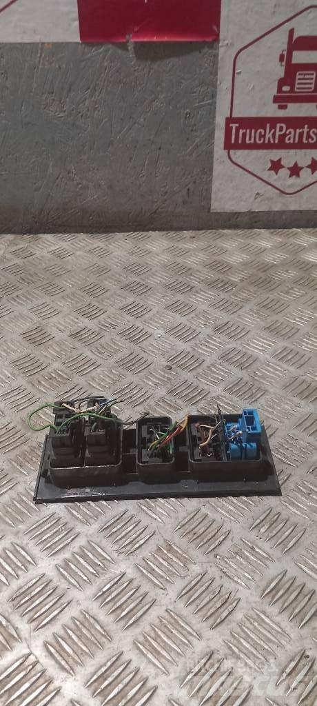 Volvo FH 12    3175615 Cabine en interieur