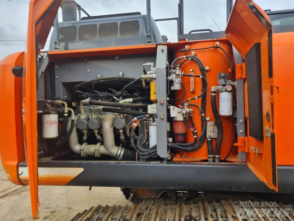 Hitachi ZX 210 LC-6 Rupsgraafmachines