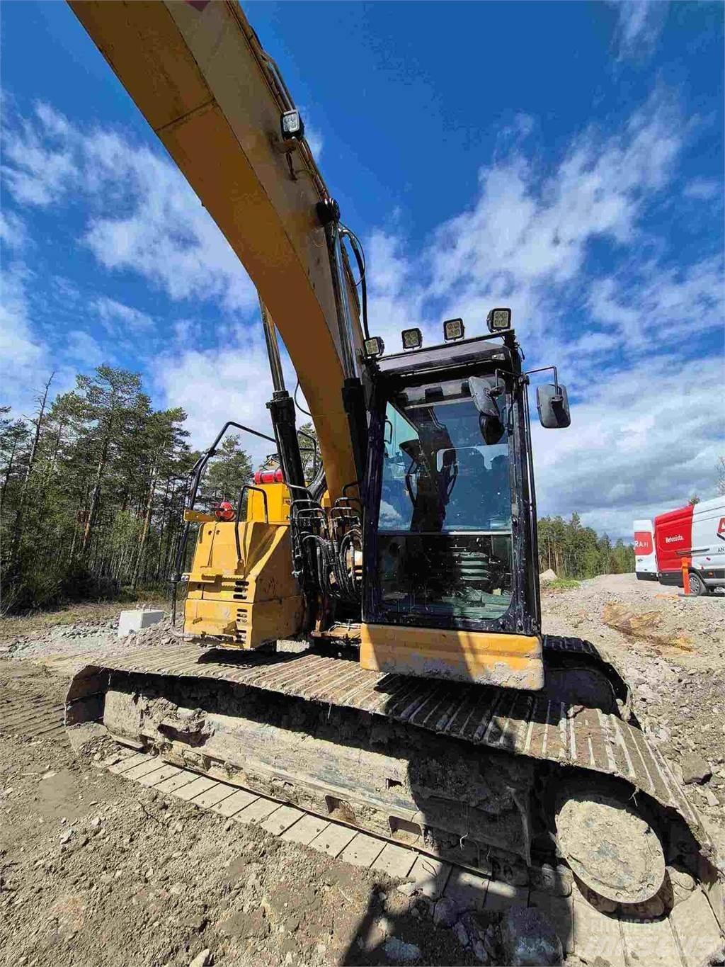 CAT 325FLCR Rupsgraafmachines