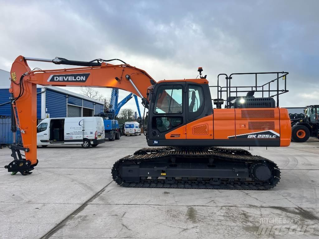 Develon DX 225 LC-7 Rupsgraafmachines